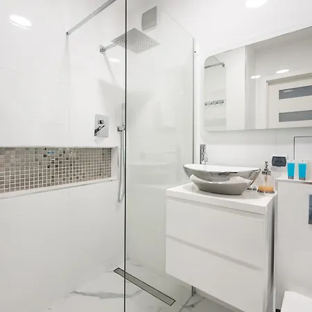 Apartamento Plac Politechniki Cosy By Bookinghost