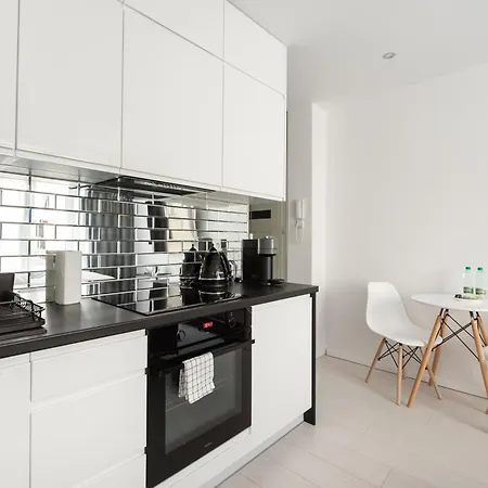 Plac Politechniki Cosy By Bookinghost Варшава